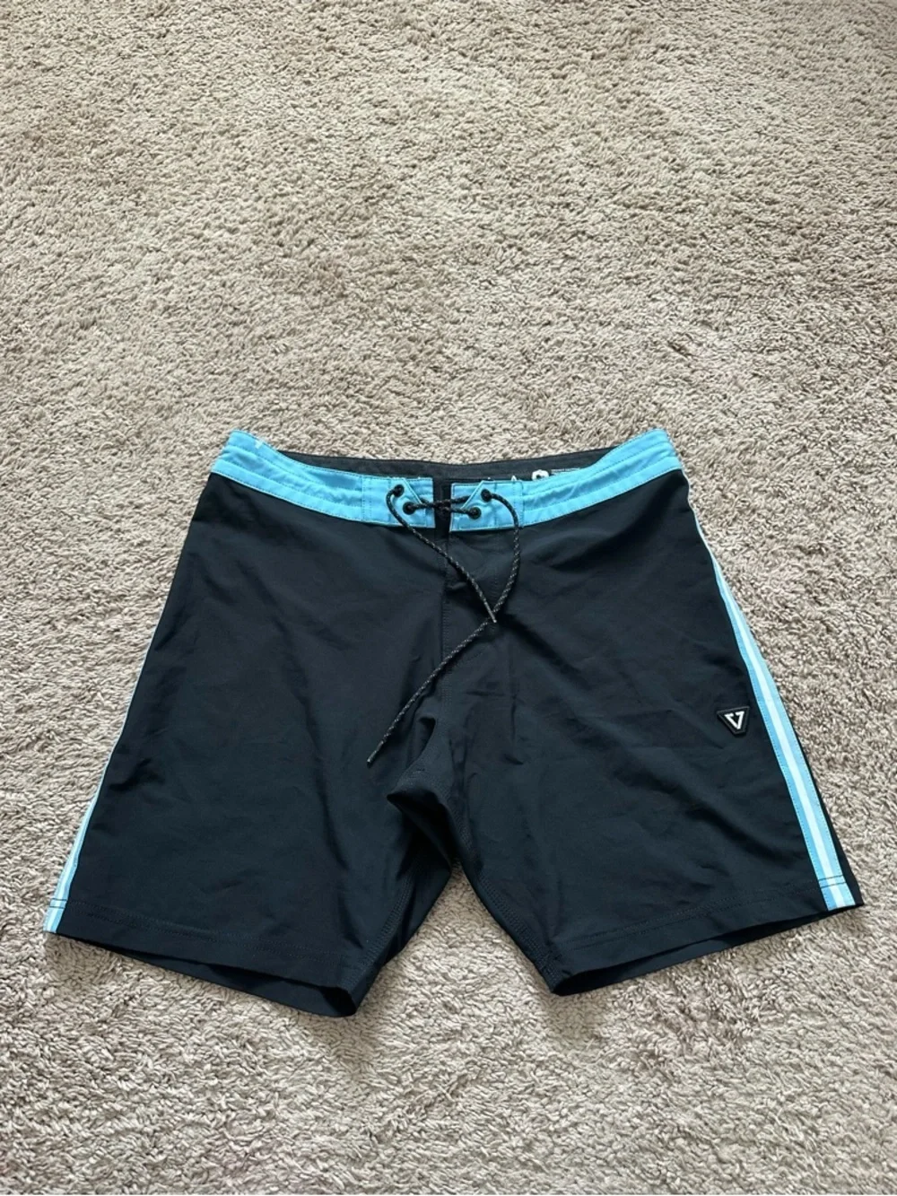 VISSLA Trip 17.5